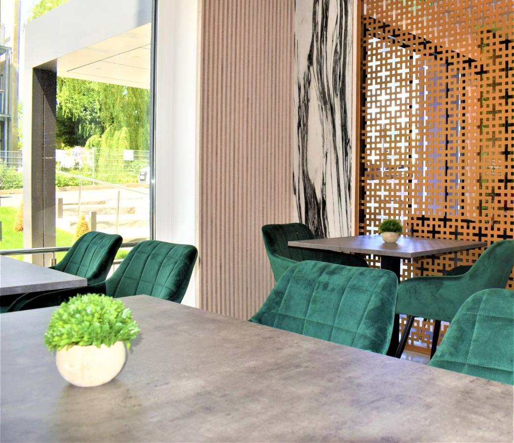 The Staycation By Lehmann Hotels Зиндельфинген Экстерьер фото