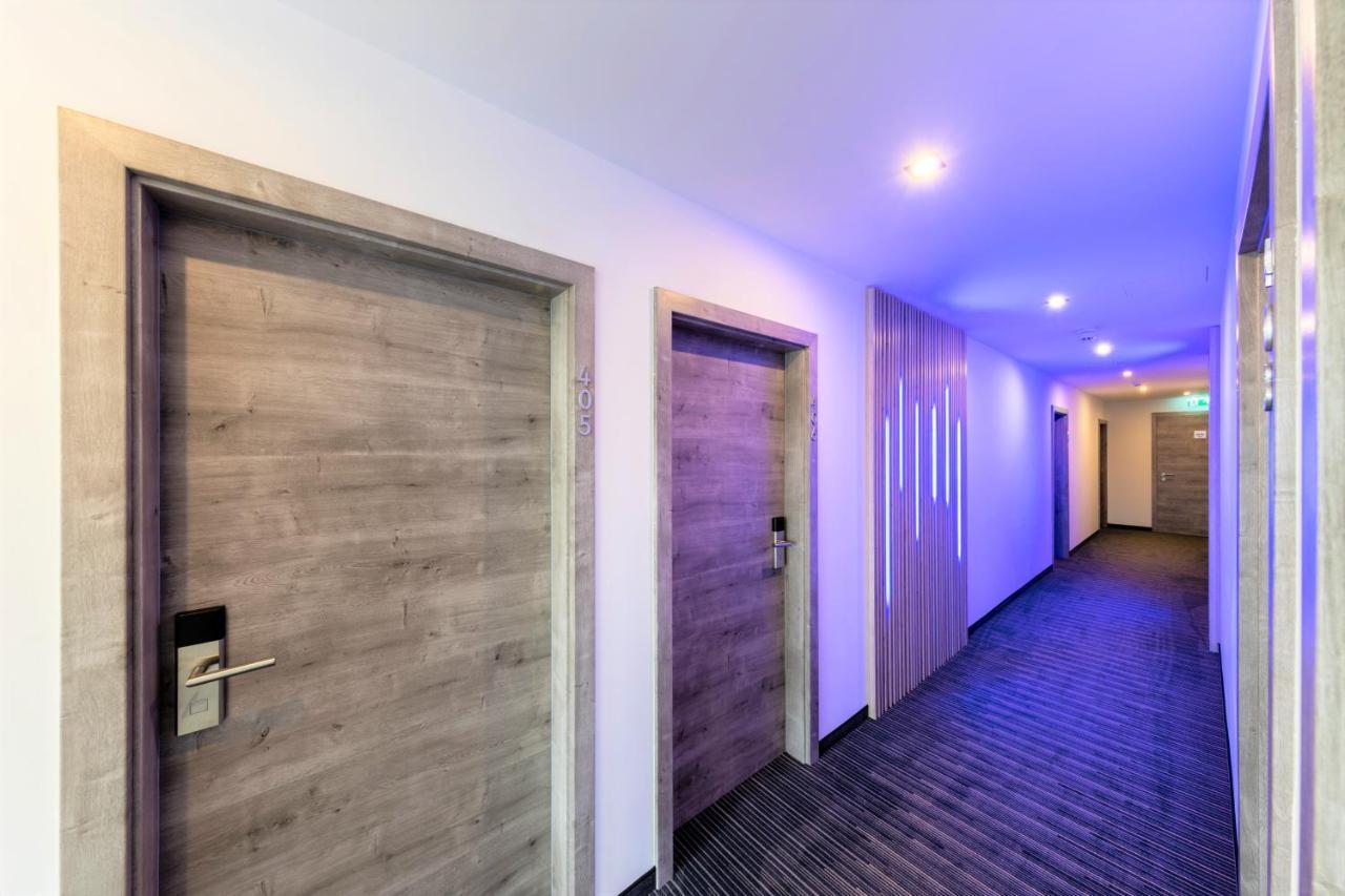 The Staycation By Lehmann Hotels Зиндельфинген Экстерьер фото